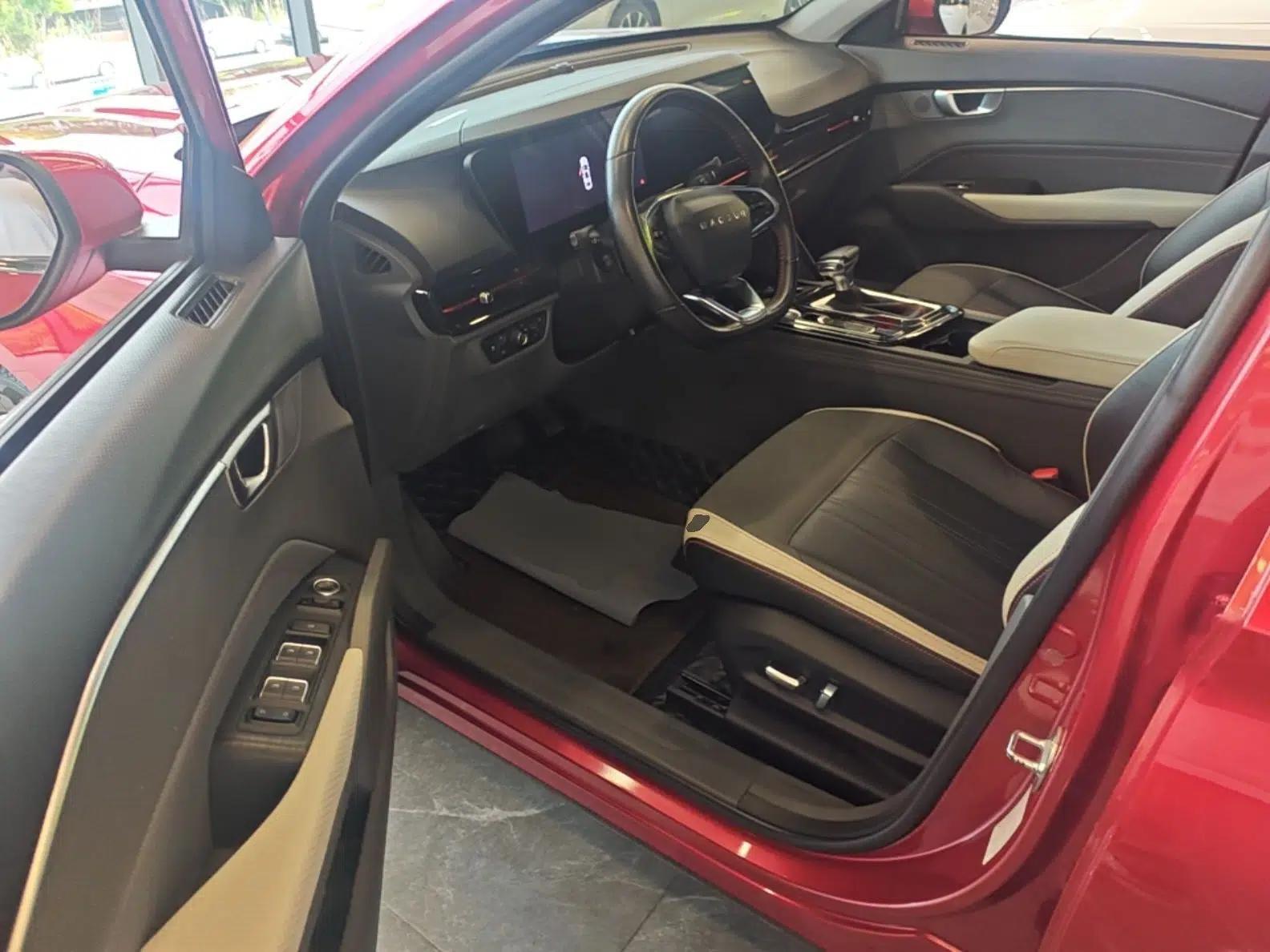 Baojun RC-6 2019 1.5T CVT 24-Hour Online Prestige Edition — миниатюра 19