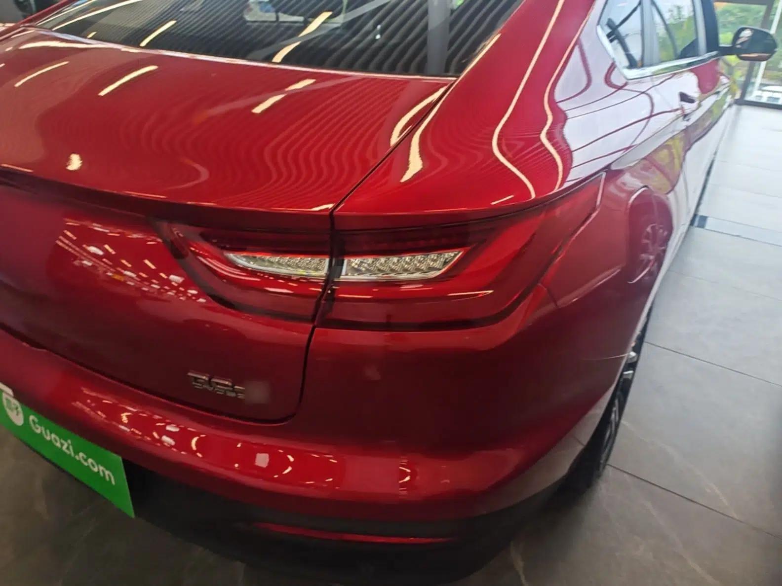 Baojun RC-6 2019 1.5T CVT 24-Hour Online Prestige Edition — миниатюра 7