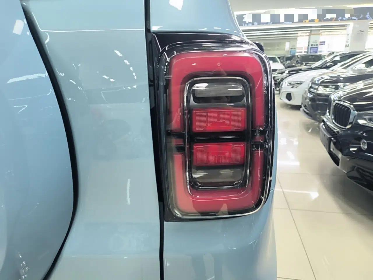 BAIC Off-Road BJ60 2022 2.0T Version 11 Five Seats — миниатюра 7