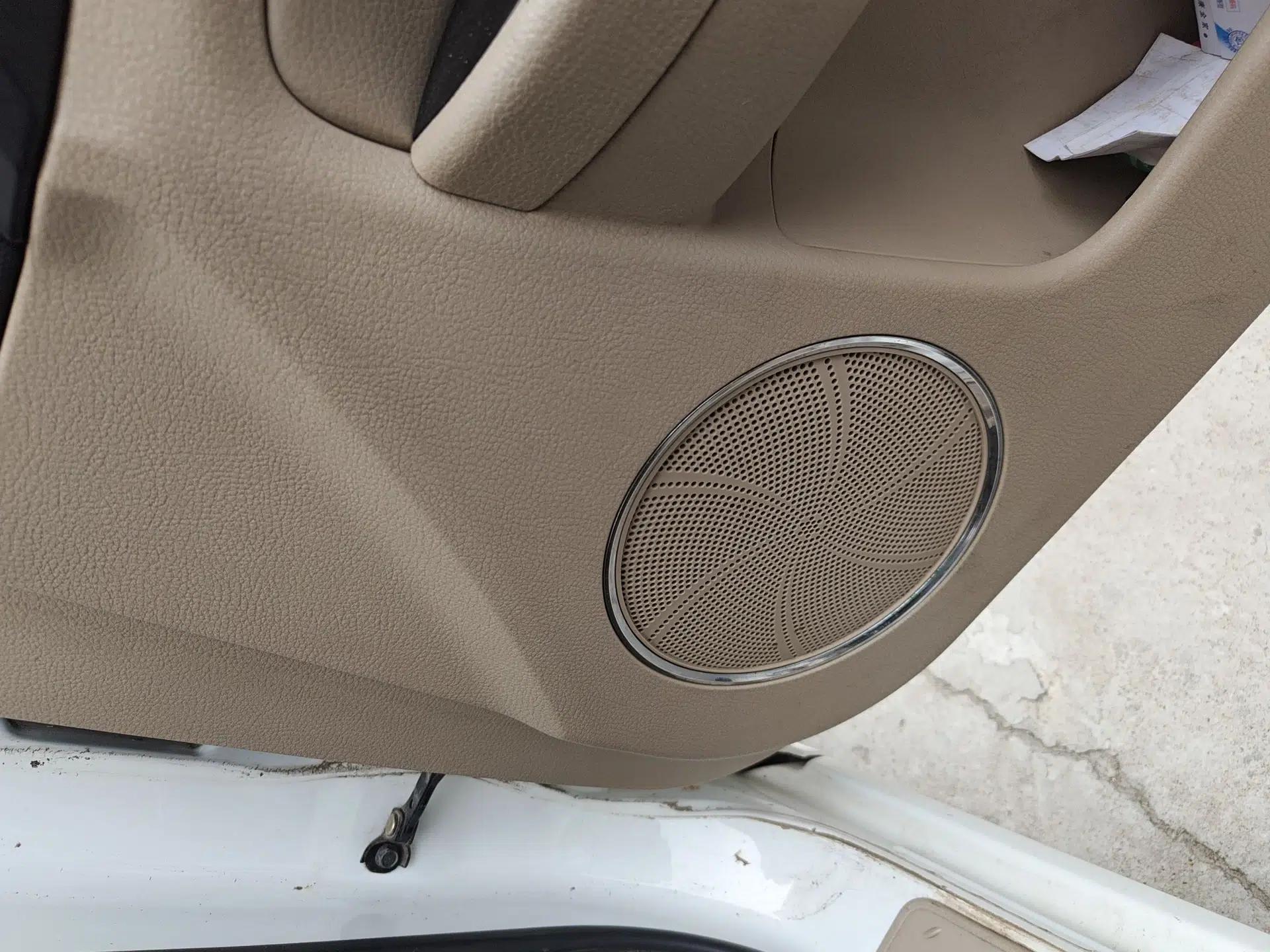 Bestune B50 2013 1.6L automatic luxury version — миниатюра 11
