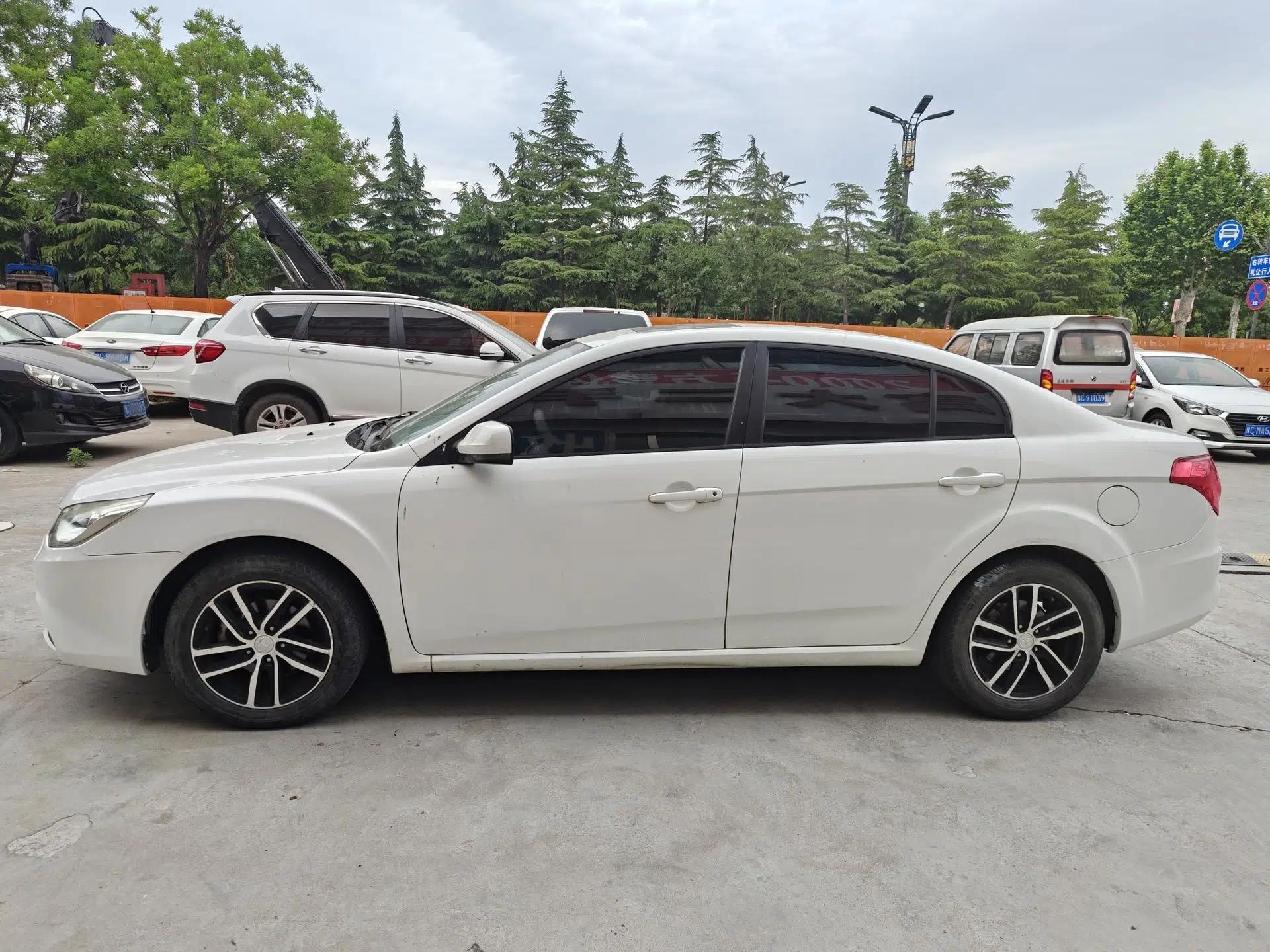 Bestune B50 2013 1.6L automatic luxury version — миниатюра 4