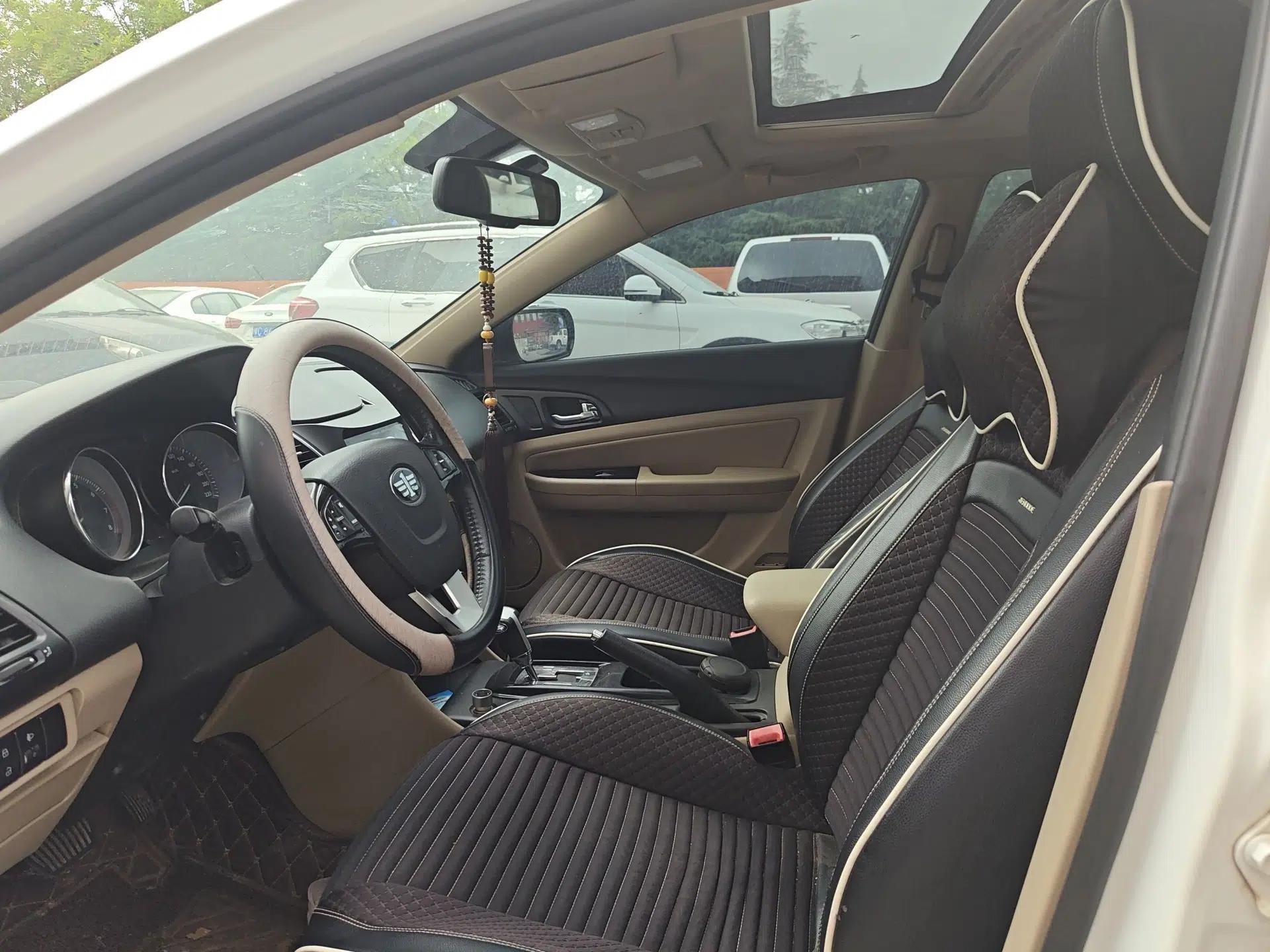 Bestune B50 2013 1.6L automatic luxury version — миниатюра 8
