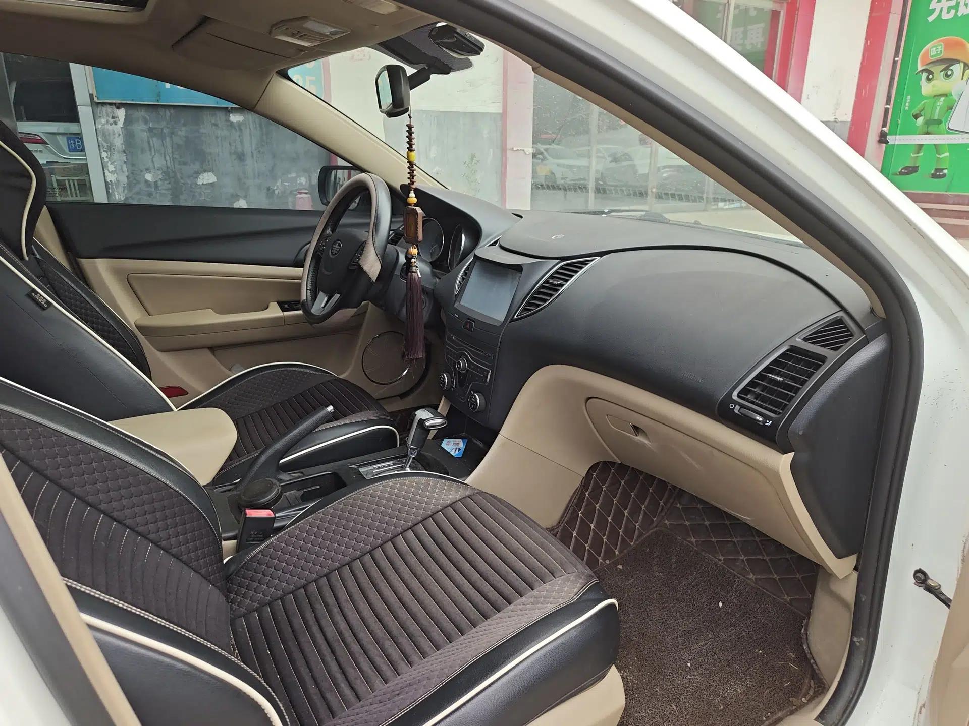 Bestune B50 2013 1.6L automatic luxury version — миниатюра 9