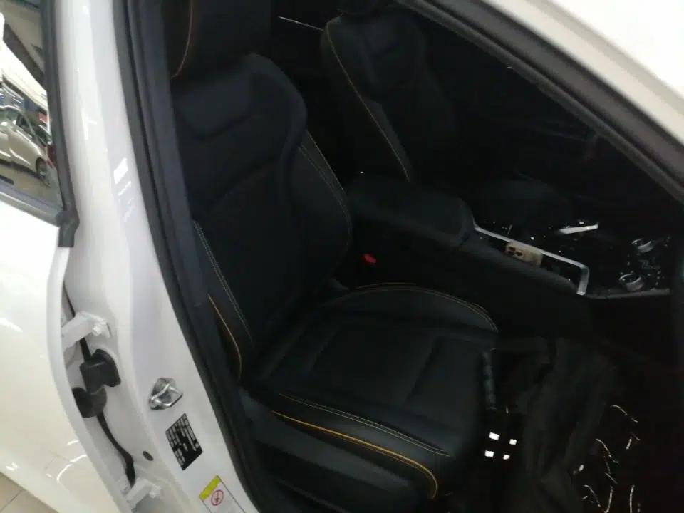 Bestune B70S 2022 1.5T Smart Trend Leader — миниатюра 23