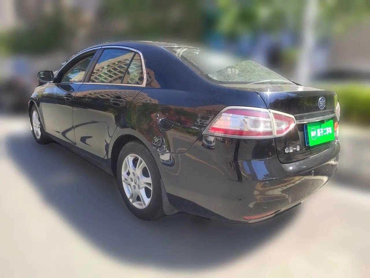 Bestune B90 2012 2.0L automatic comfort version — миниатюра 4