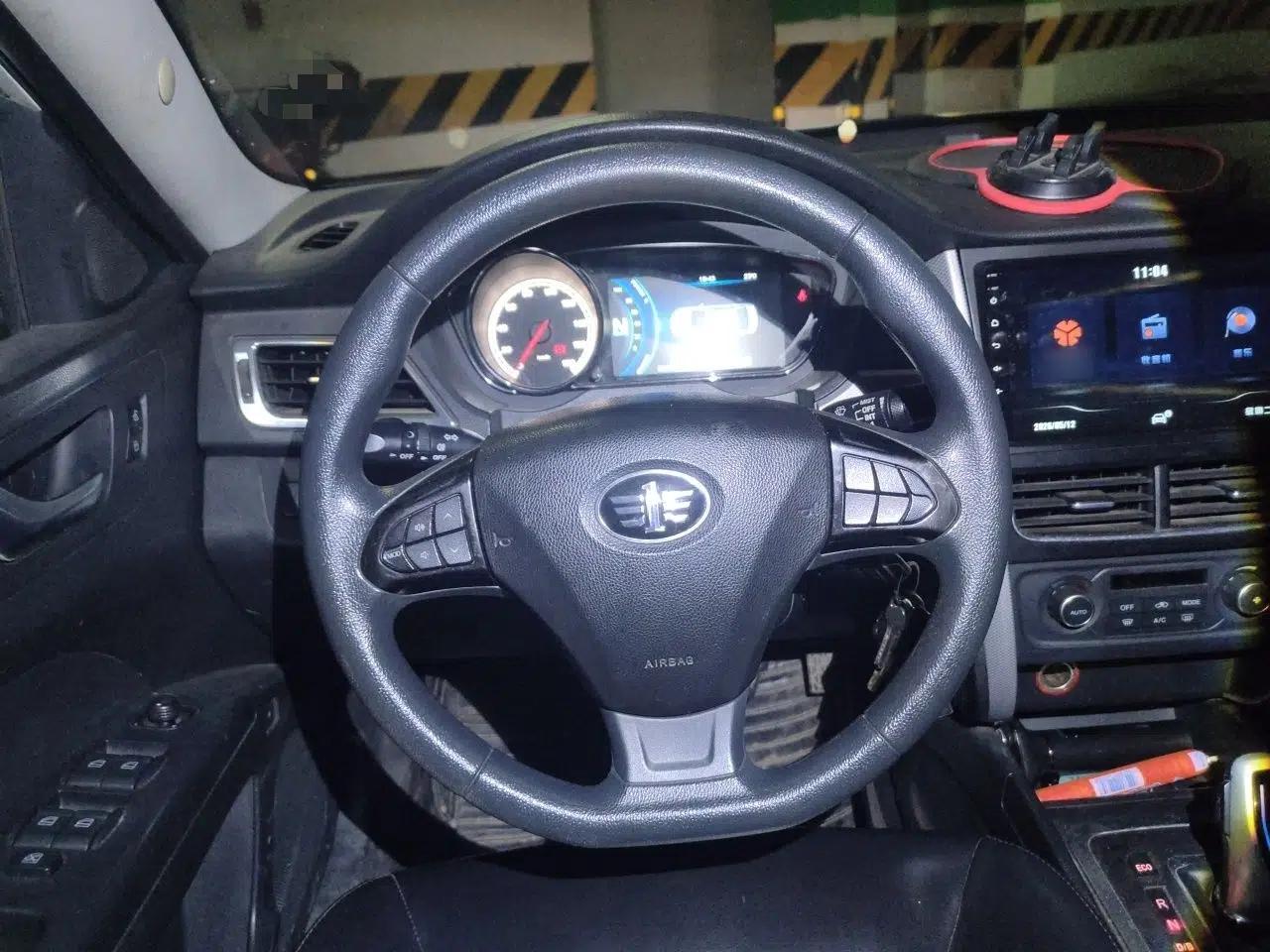 Bestune B30EV 2019 EV400 — миниатюра 11