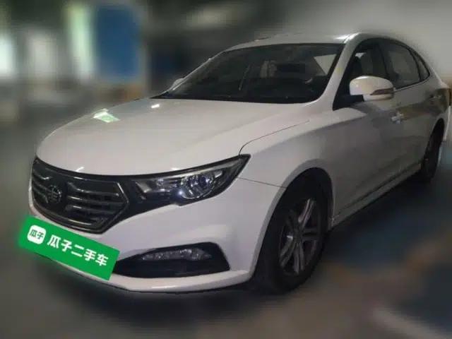 Bestune B30EV 2019 EV400