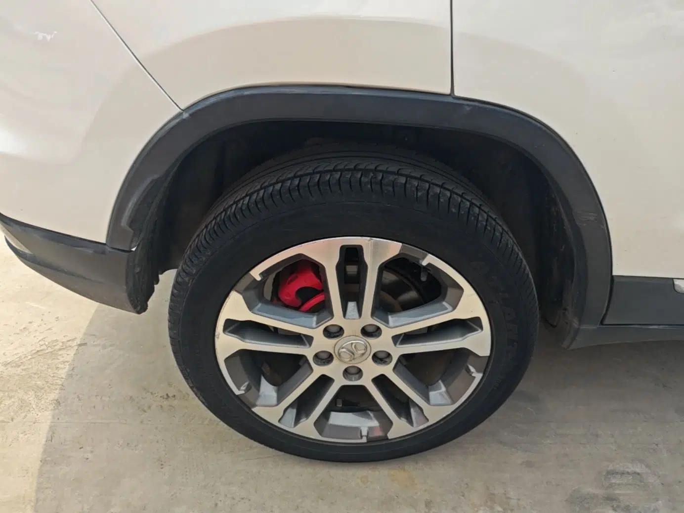 BAIC Senova X35 2016 1.5L Automatic Luxury Edition — миниатюра 10