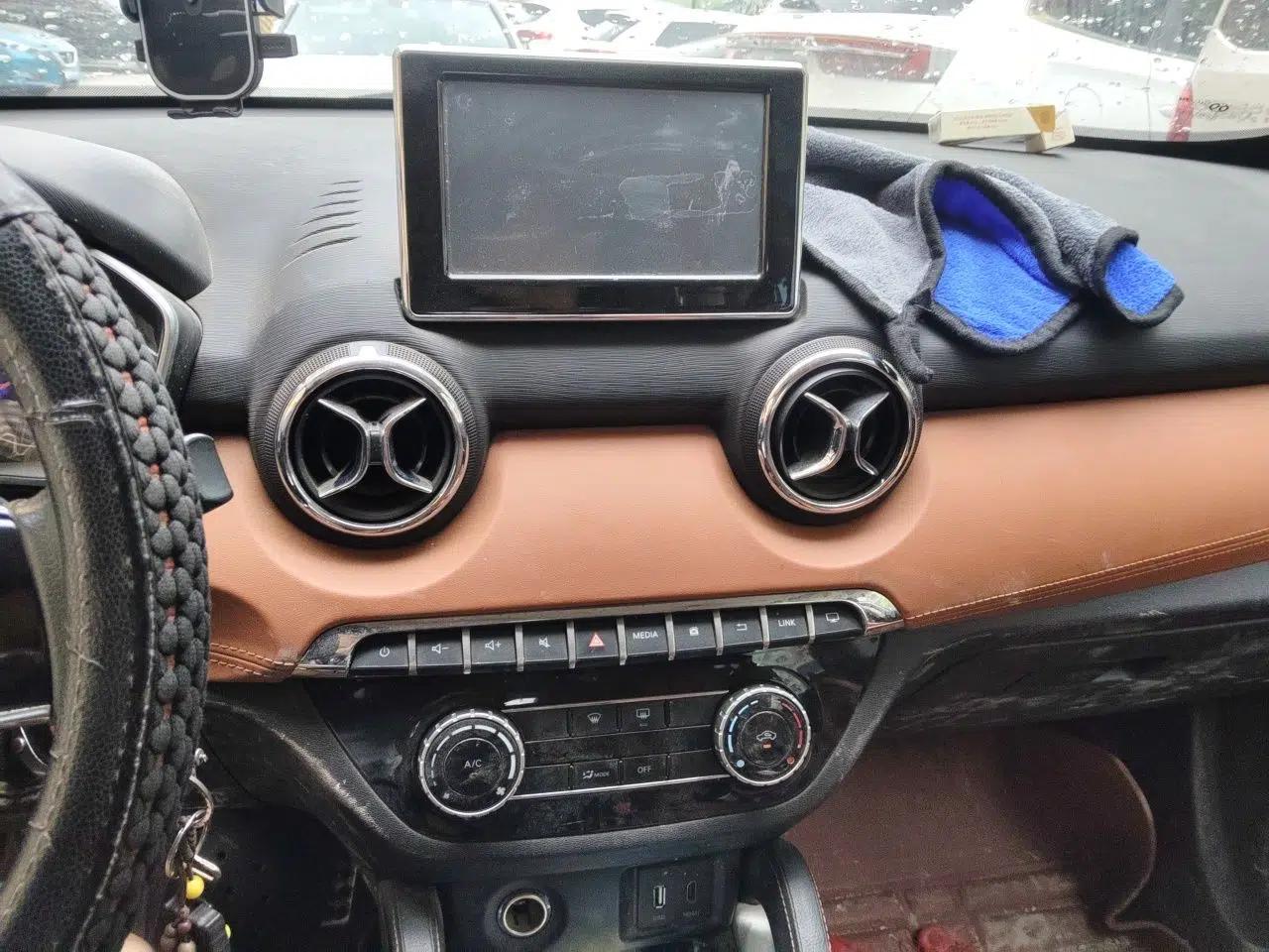 BAIC Senova X35 2016 1.5L Manual Luxury Edition — миниатюра 12