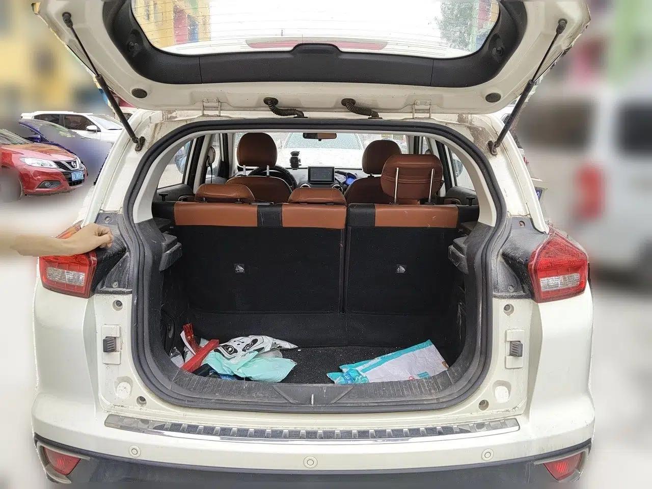 BAIC Senova X35 2016 1.5L Manual Luxury Edition — миниатюра 16