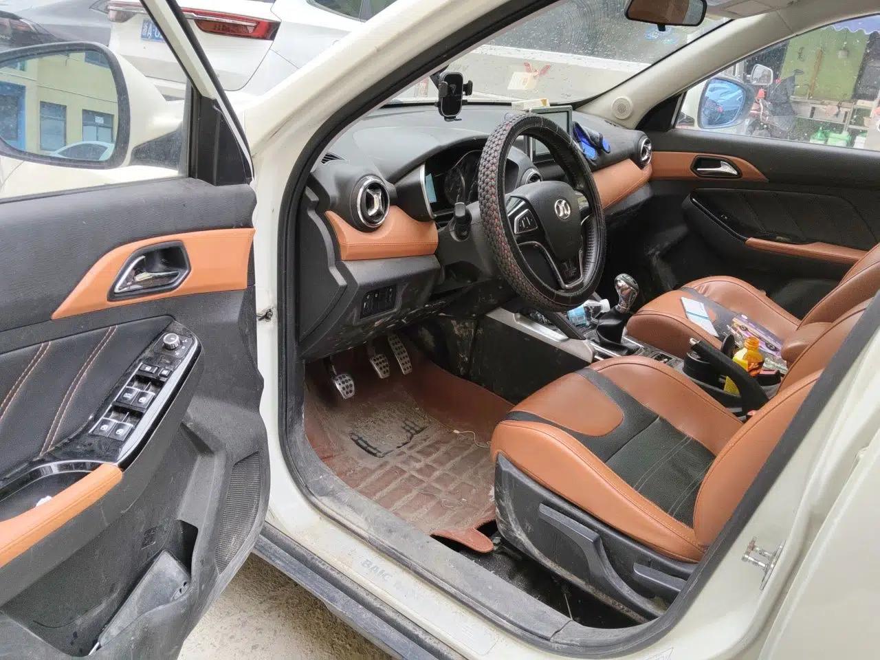 BAIC Senova X35 2016 1.5L Manual Luxury Edition — миниатюра 19