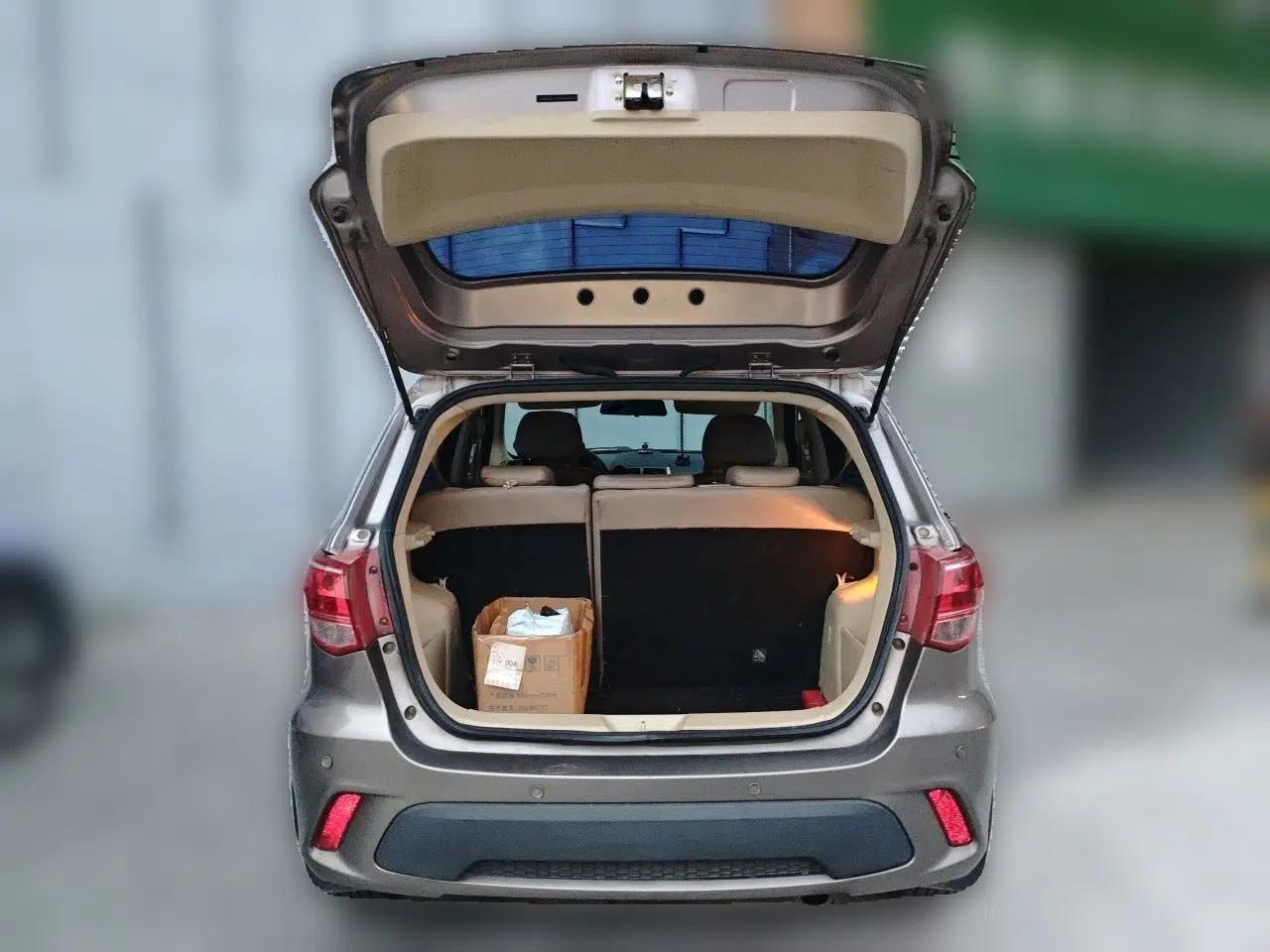 BAIC Senova D20 2015 Hatchback 1.5L Automatic Lotte Edition — миниатюра 20