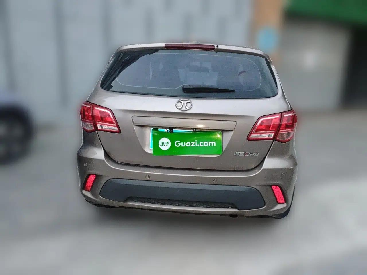 BAIC Senova D20 2015 Hatchback 1.5L Automatic Lotte Edition — миниатюра 5