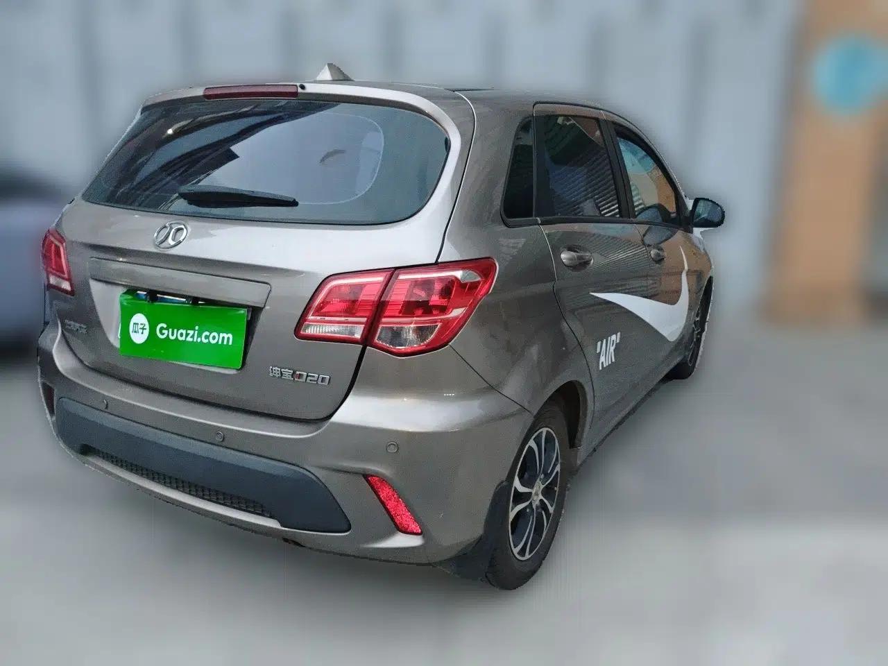 BAIC Senova D20 2015 Hatchback 1.5L Automatic Lotte Edition — миниатюра 6