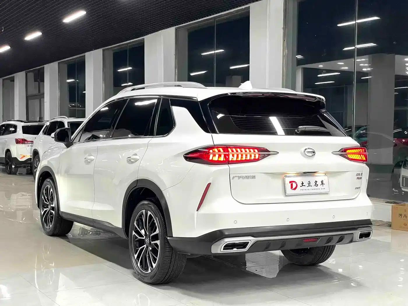 Trumpchi GS4 PLUS 2022 270T Automatic Star Edition — миниатюра 4