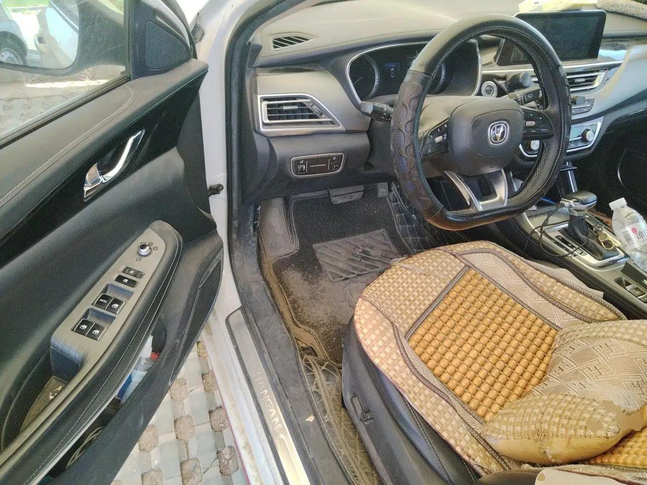 CHANGAN Ruicheng CC 2021 Blue Whale Edition 1.5T DCT Luxury Model — миниатюра 17