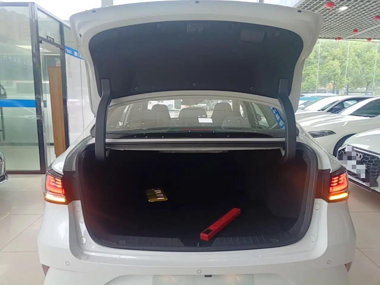 CHANGAN Ruicheng PLUS 2023 1.5T DCT Flagship Edition — миниатюра 22