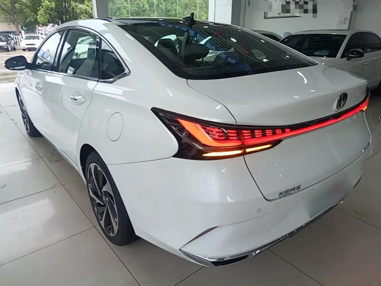 CHANGAN Ruicheng PLUS 2023 1.5T DCT Flagship Edition — миниатюра 4