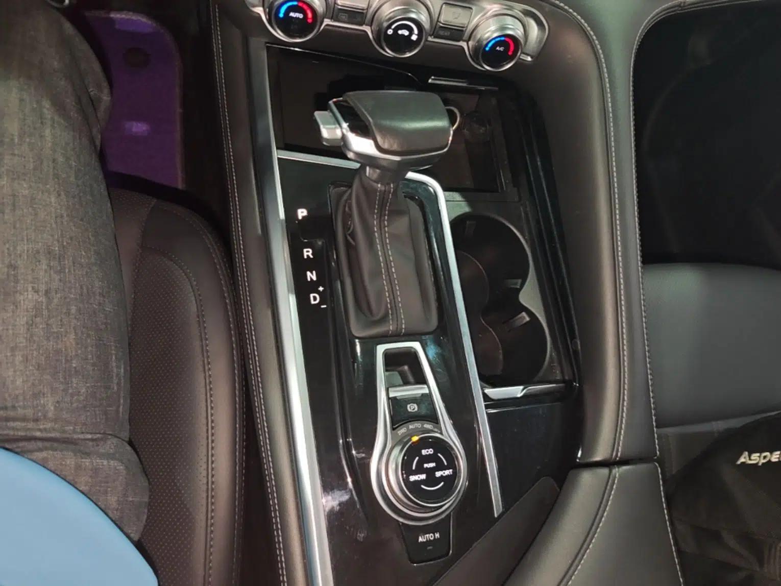CHANGAN CS95 2019 2.0T Four-Wheel Drive Luxury Version — миниатюра 17
