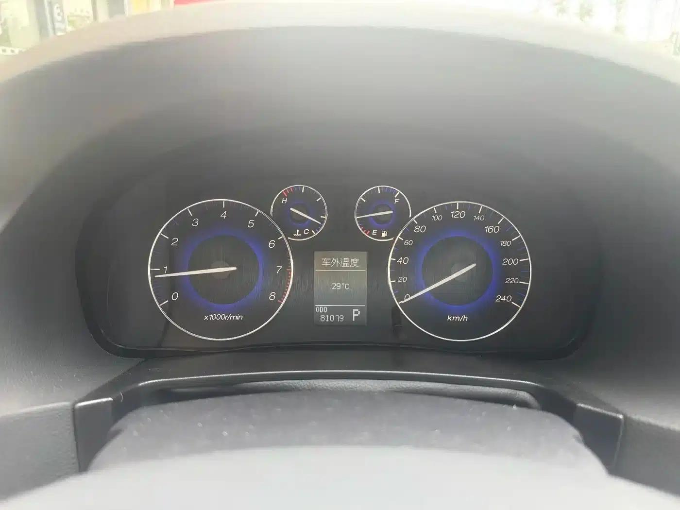 Trumpchi GA5 2012 1.8L Automatic Premium Edition — миниатюра 28