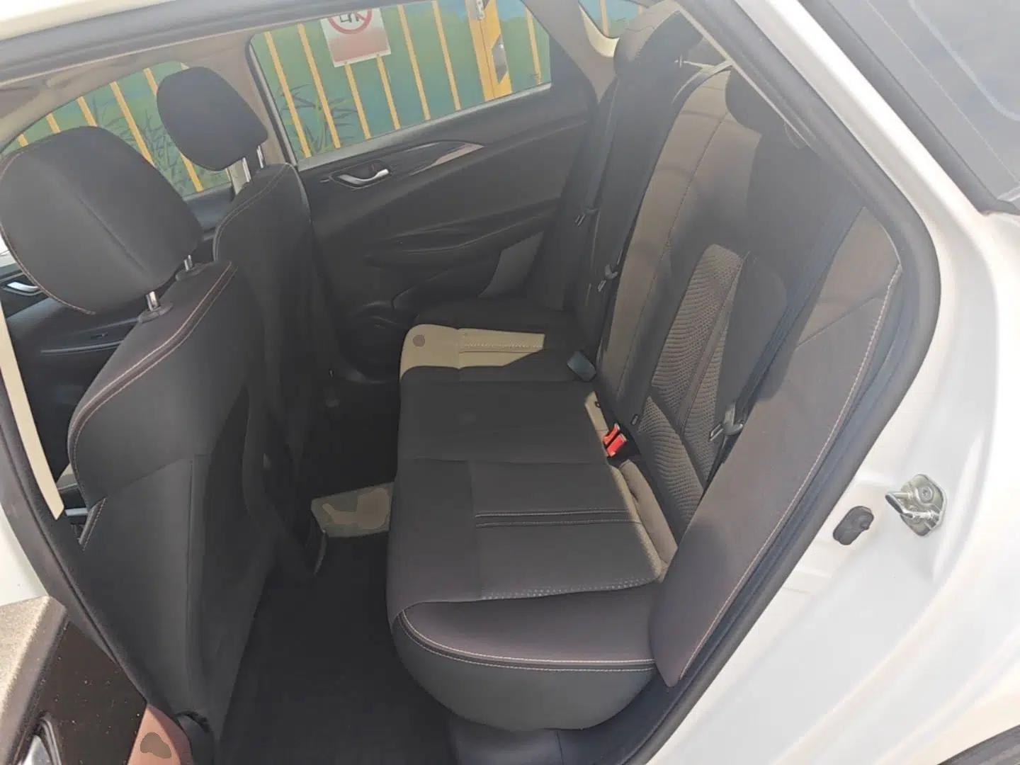 CHANGAN Eado DT 2019 1.6L Manual Comfort Model China VI Standard — миниатюра 20