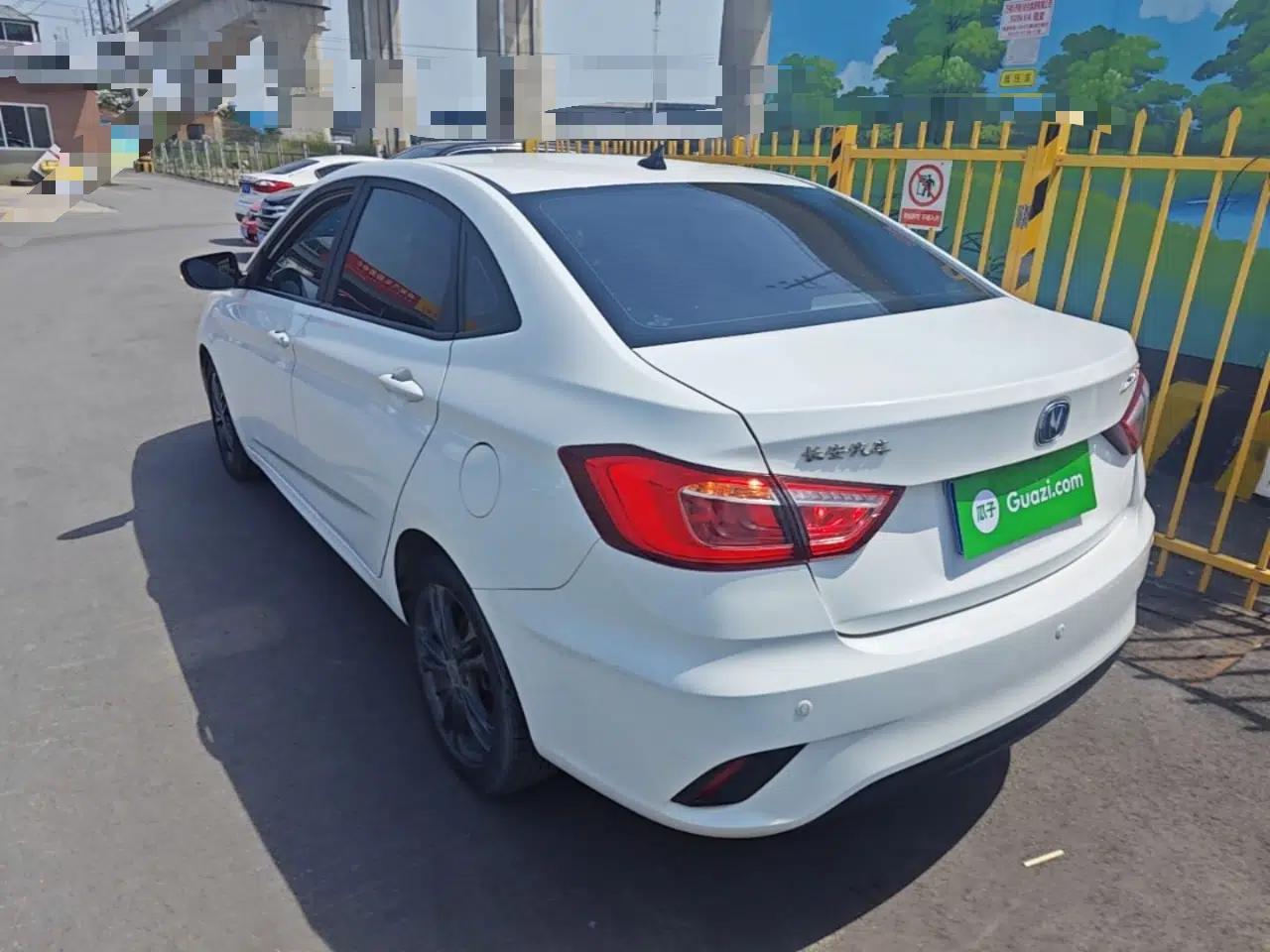 CHANGAN Eado DT 2019 1.6L Manual Comfort Model China VI Standard — миниатюра 4