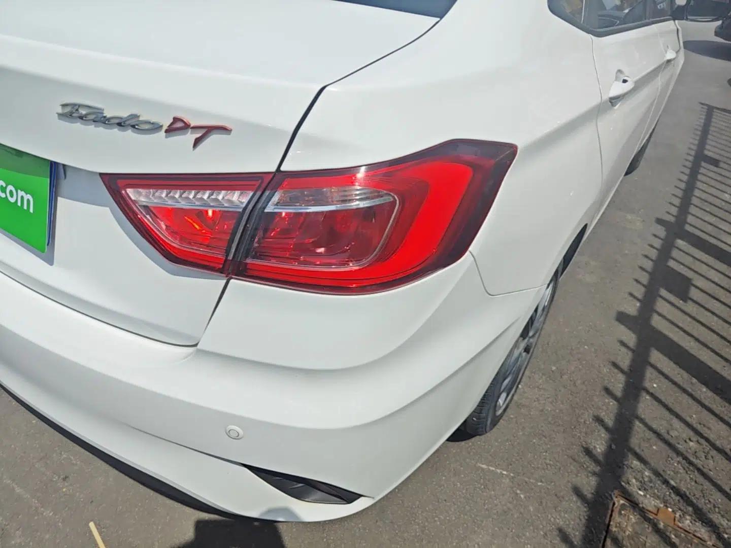 CHANGAN Eado DT 2019 1.6L Manual Comfort Model China VI Standard — миниатюра 7