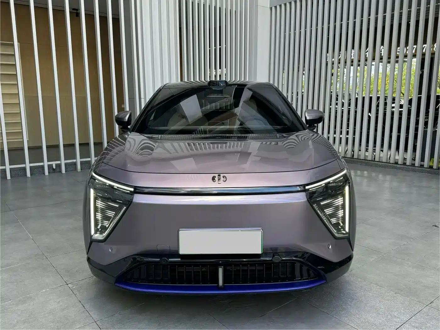HiPhi Y 2023 765km Flagship Edition — миниатюра 2