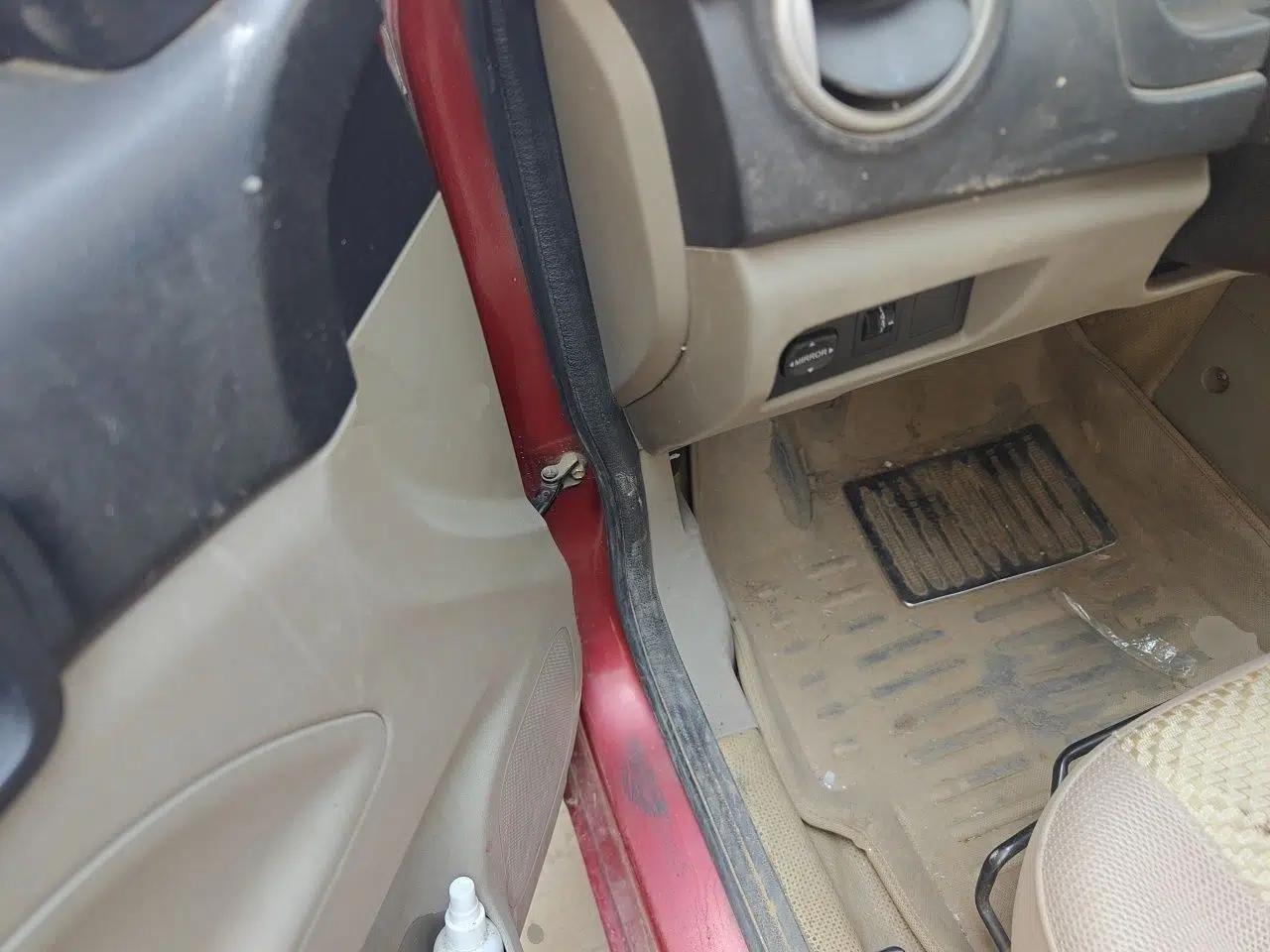 CHANGAN Alsvin V3 2012 1.3L Manual Standard Edition — миниатюра 17
