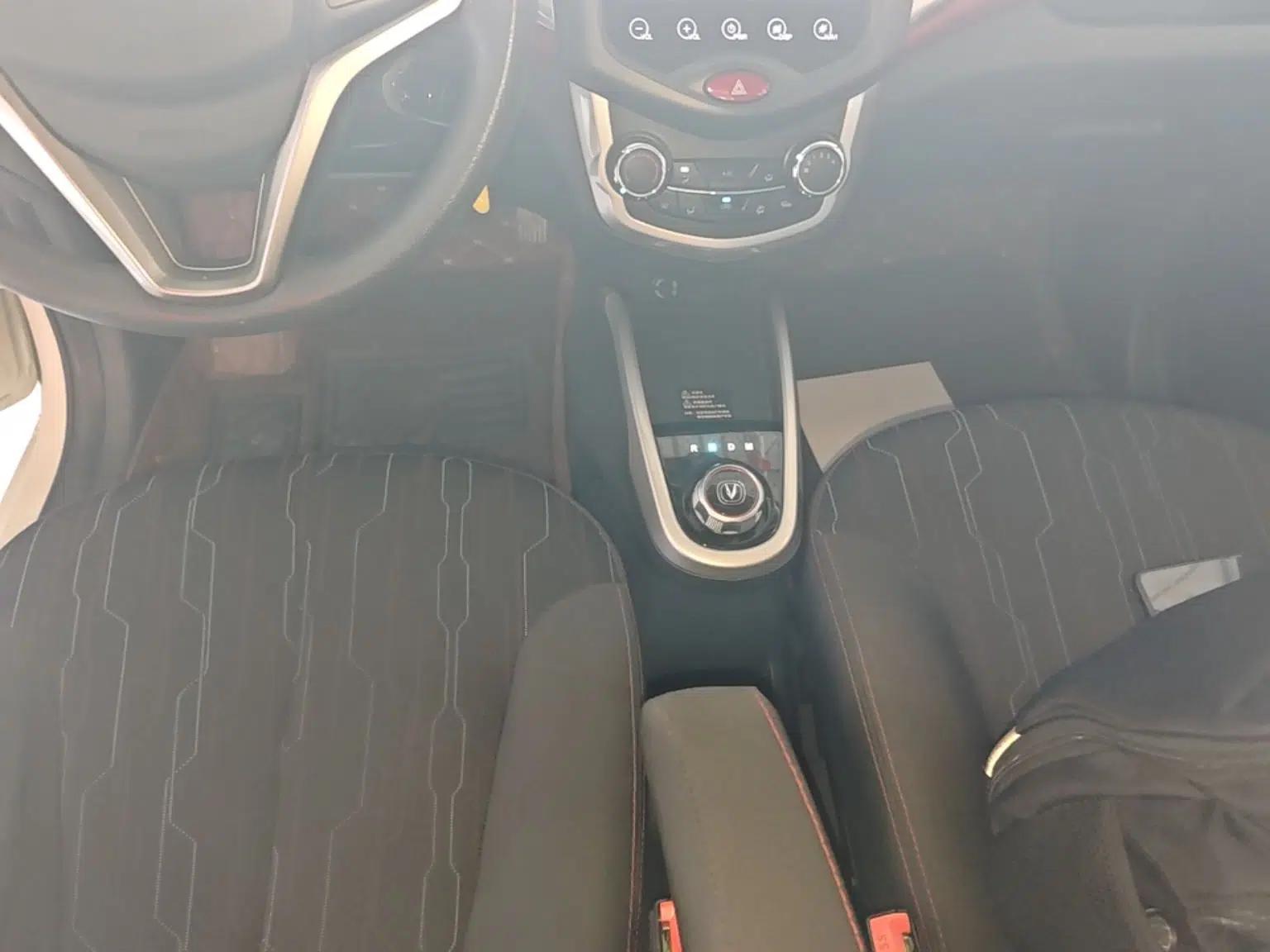 CHANGAN Benni 2015 1.4L IMT Prestige Model China V Standard — миниатюра 17