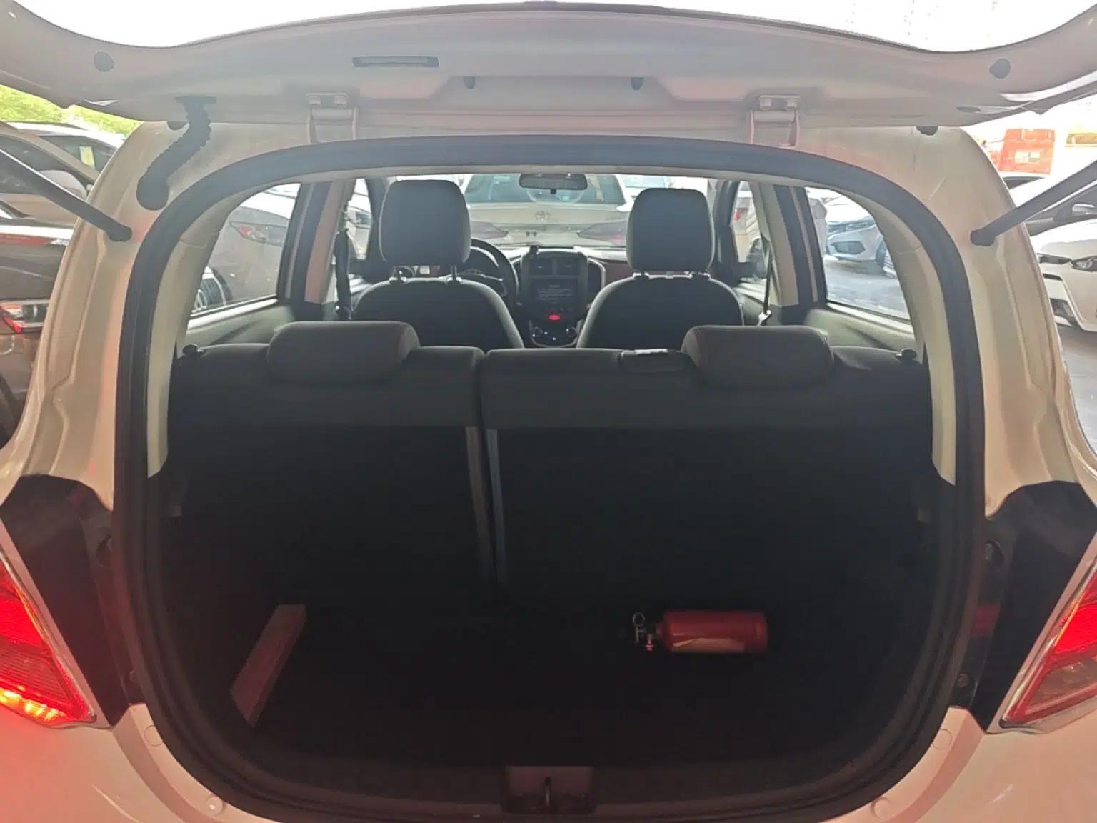 CHANGAN Benni 2015 1.4L IMT Prestige Model China V Standard — миниатюра 22