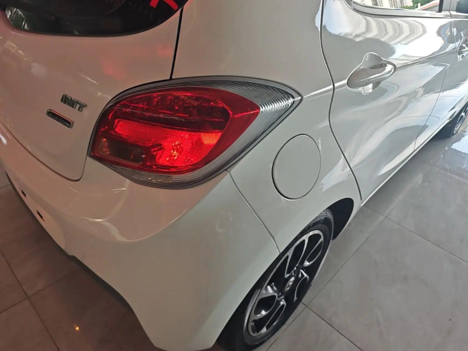 CHANGAN Benni 2015 1.4L IMT Prestige Model China V Standard — миниатюра 7