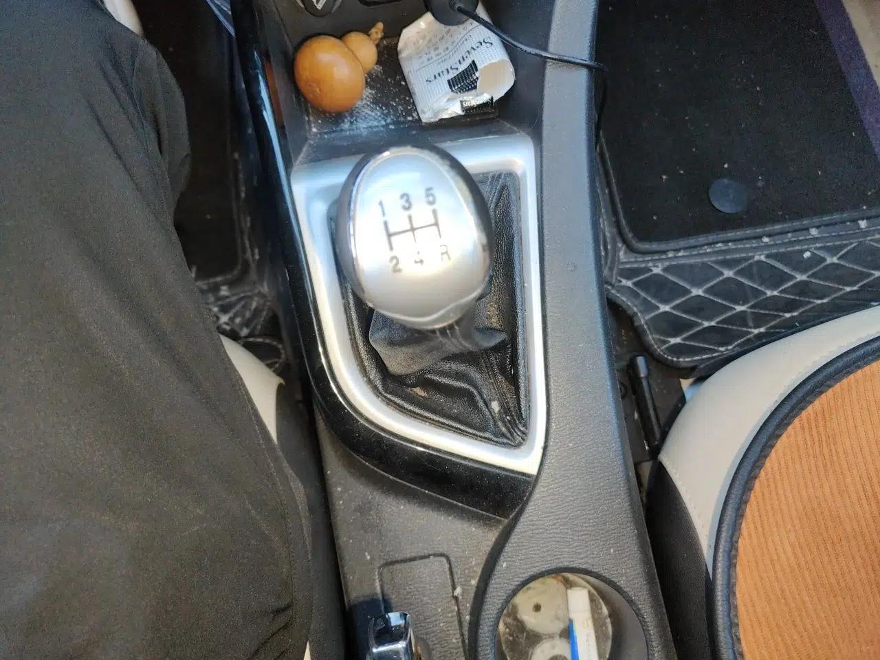 CHANGAN Alsvin V7 2015 1.6L Manual Enjoyment Model China V Standard — миниатюра 15
