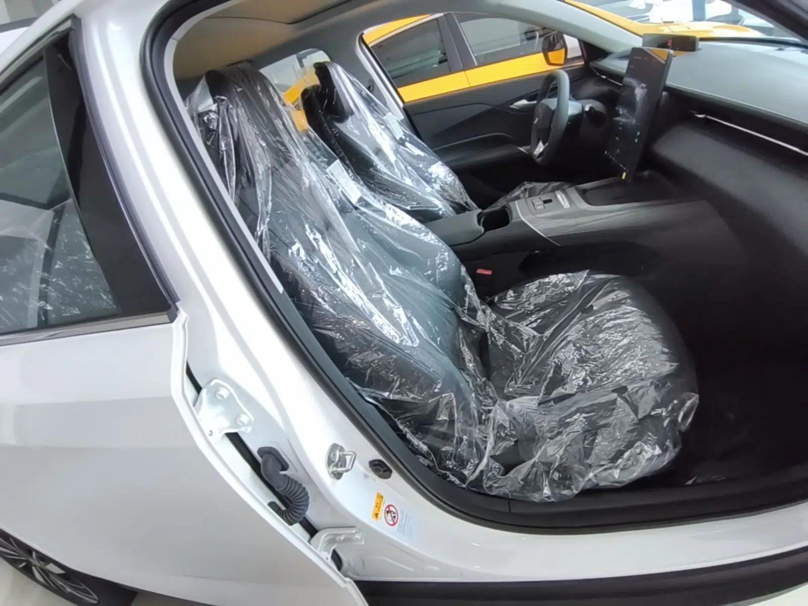 CHANGAN Eado PHEV 2025 Smart New Blue Whale 145KM Battleship Edition — миниатюра 23