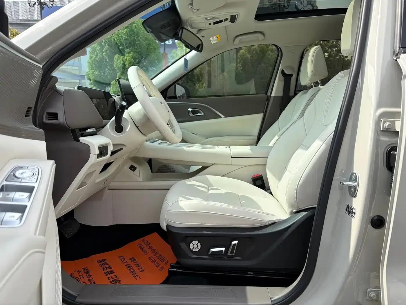 Haval Xiaolong MAX 2025 Hi4 165 Ultra Smart Driving Edition — миниатюра 5