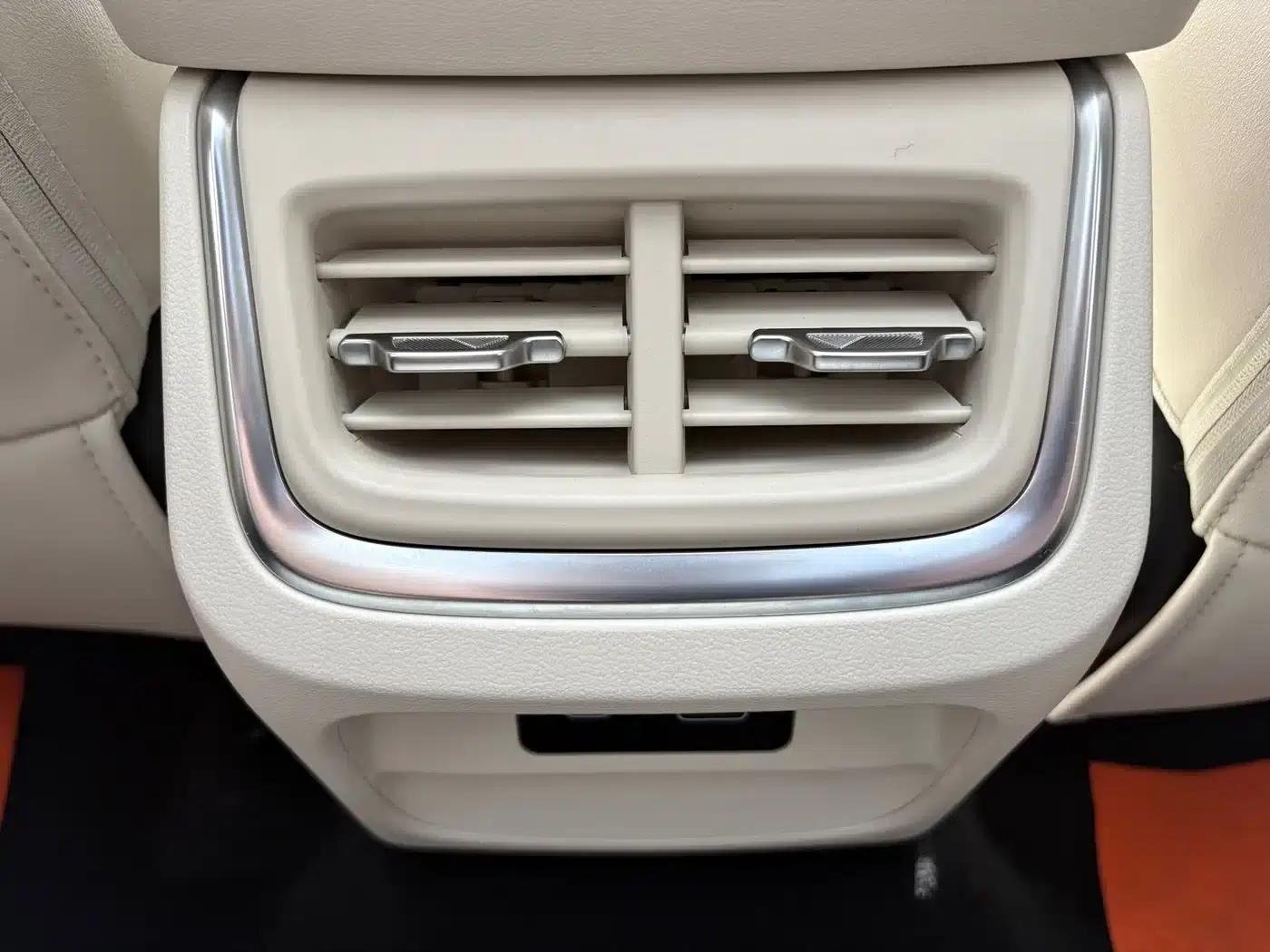 Haval Xiaolong MAX 2025 Hi4 165 Ultra Smart Driving Edition — миниатюра 7