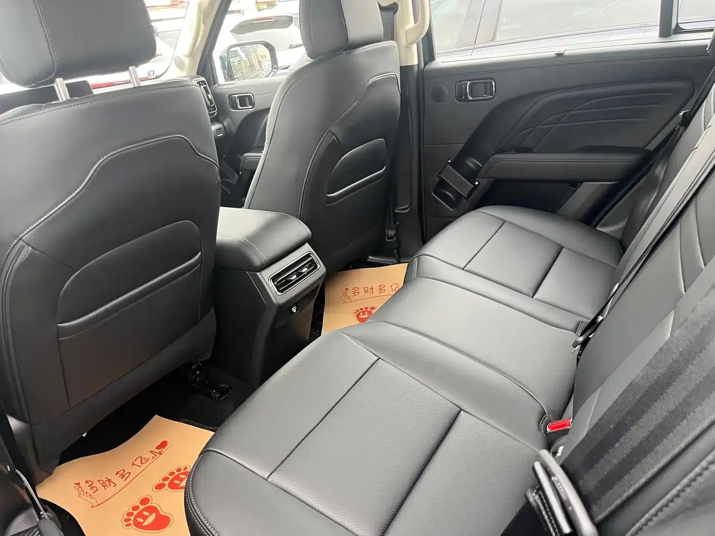 Haval Raptor 2025 Fuel-Powered 2.0T 4WD Ultra — миниатюра 11
