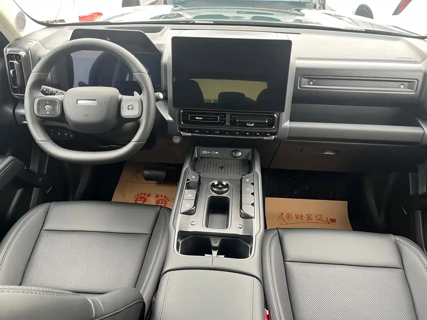 Haval Raptor 2025 Fuel-Powered 2.0T 4WD Ultra — миниатюра 15