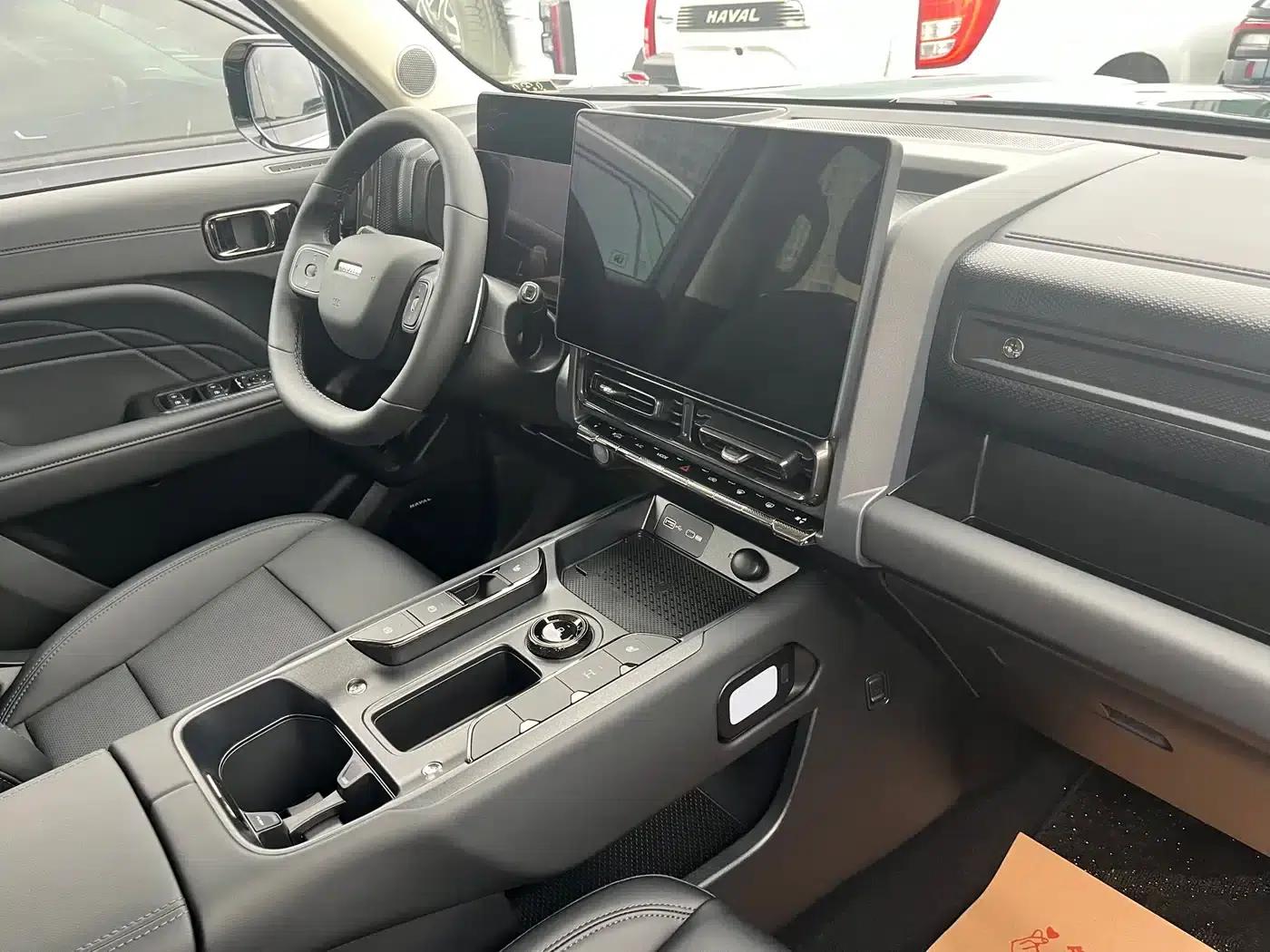 Haval Raptor 2025 Fuel-Powered 2.0T 4WD Ultra — миниатюра 16