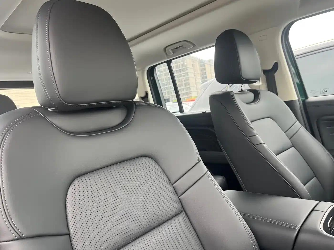 Haval Raptor 2025 Fuel-Powered 2.0T 4WD Ultra — миниатюра 17
