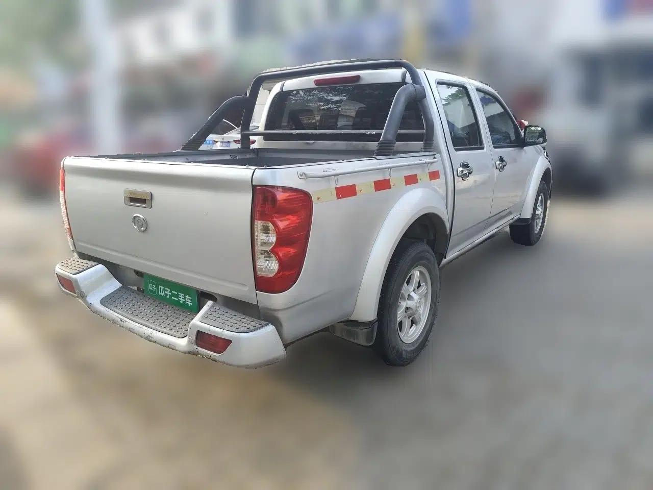 Great Wall Wingle 5 2017 2.0T European-spec Diesel Two-Wheel Drive Entry-Level Small Double-Cab GW4D20E — миниатюра 6