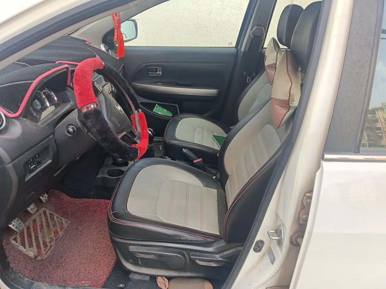 Great Wall M4 2014 1.5L Manual Luxury Model — миниатюра 16