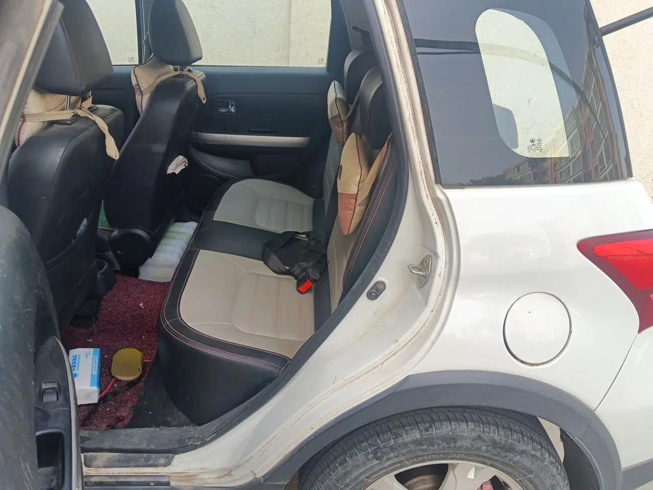 Great Wall M4 2014 1.5L Manual Luxury Model — миниатюра 18