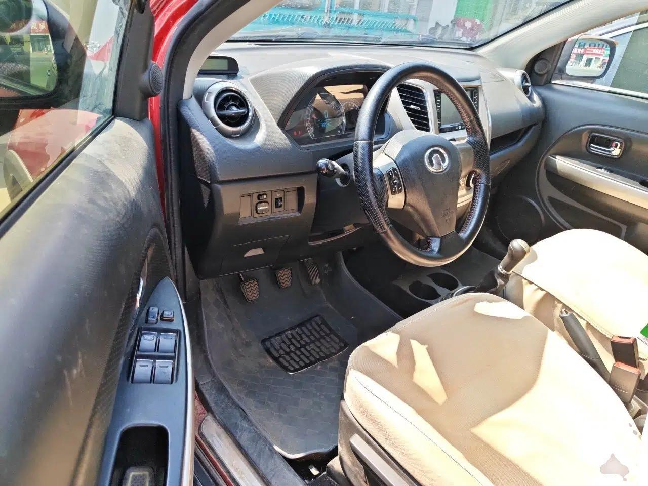 Great Wall M4 2012 1.5L Manual Luxury Version — миниатюра 17
