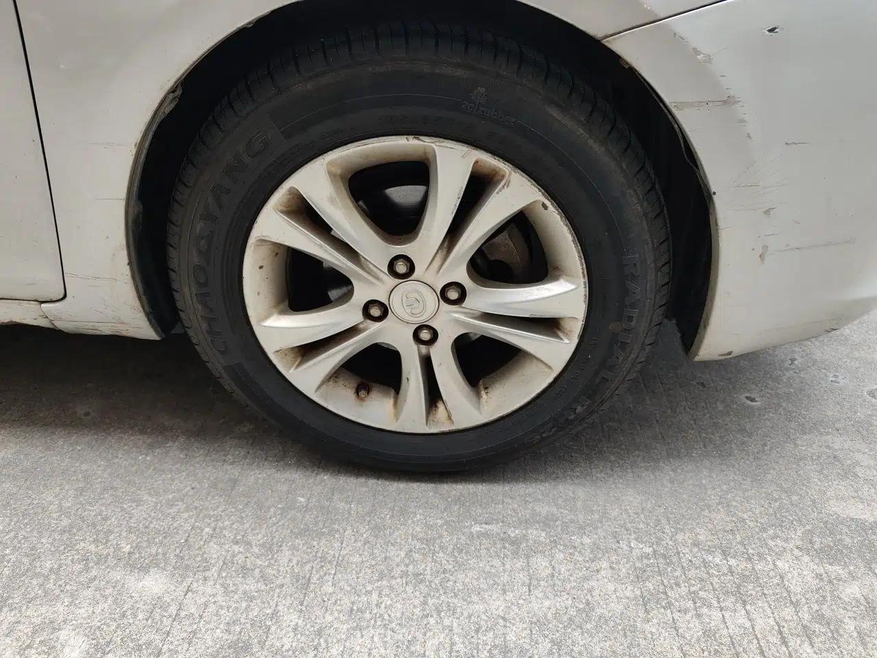 Great Wall C30 2013 1.5L Manual Luxury Model — миниатюра 8