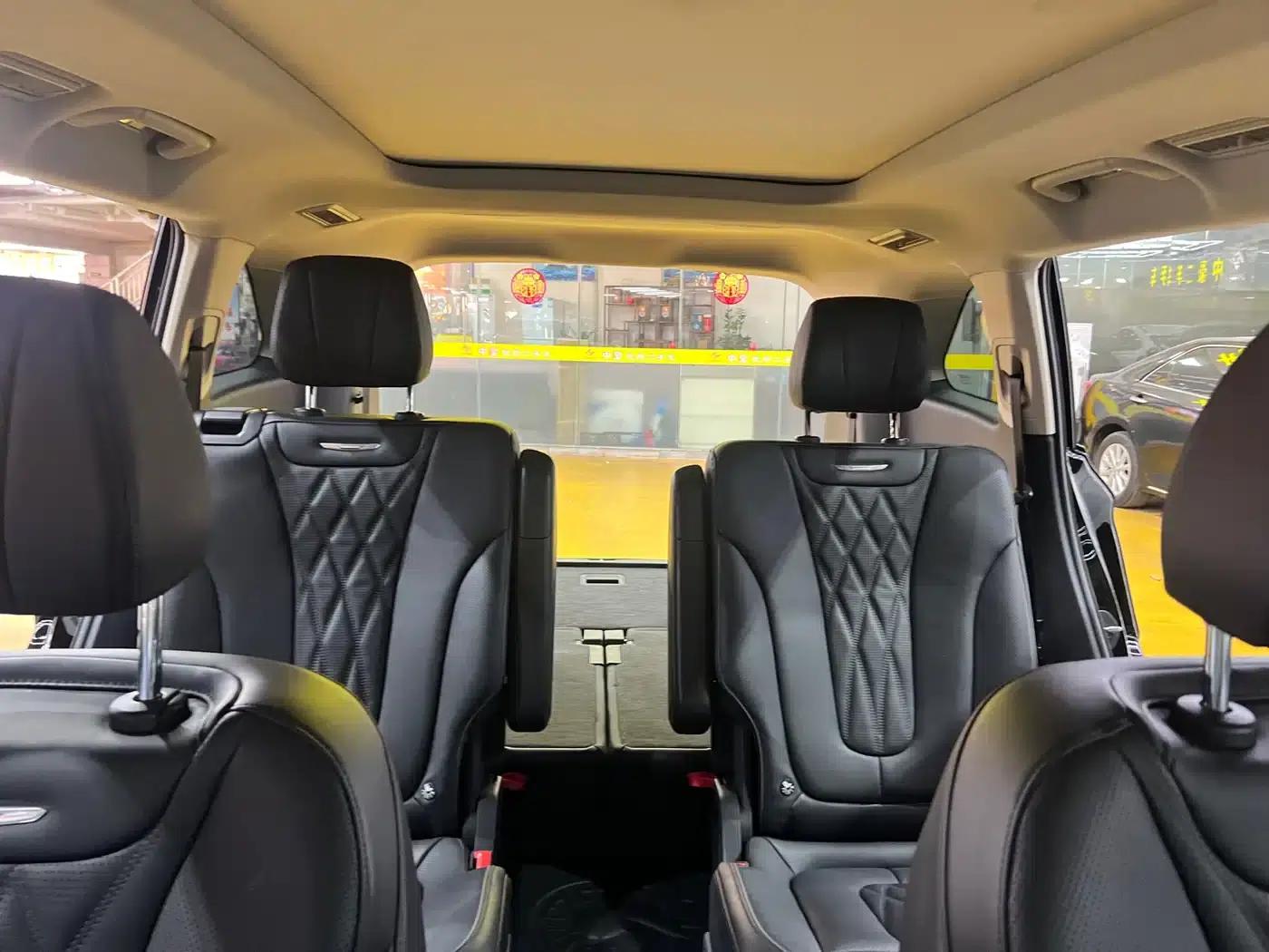 Hongqi HS7 2023 2.0T Automatic 4WD Flagship Edition (6-seater) — миниатюра 18