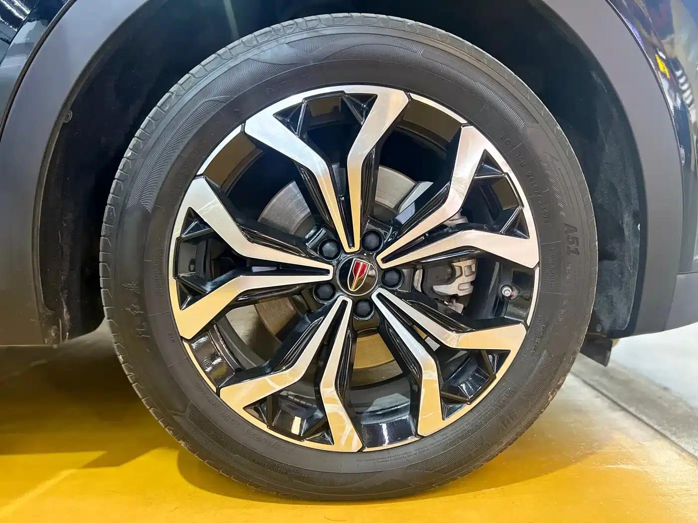 Hongqi HS7 2023 2.0T Automatic 4WD Flagship Edition (6-seater) — миниатюра 20