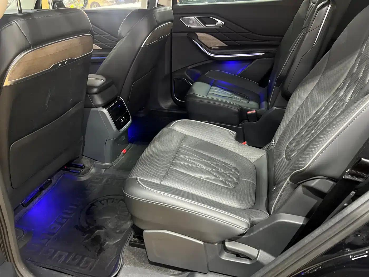 Hongqi HS7 2023 2.0T Automatic 4WD Flagship Edition (6-seater) — миниатюра 9
