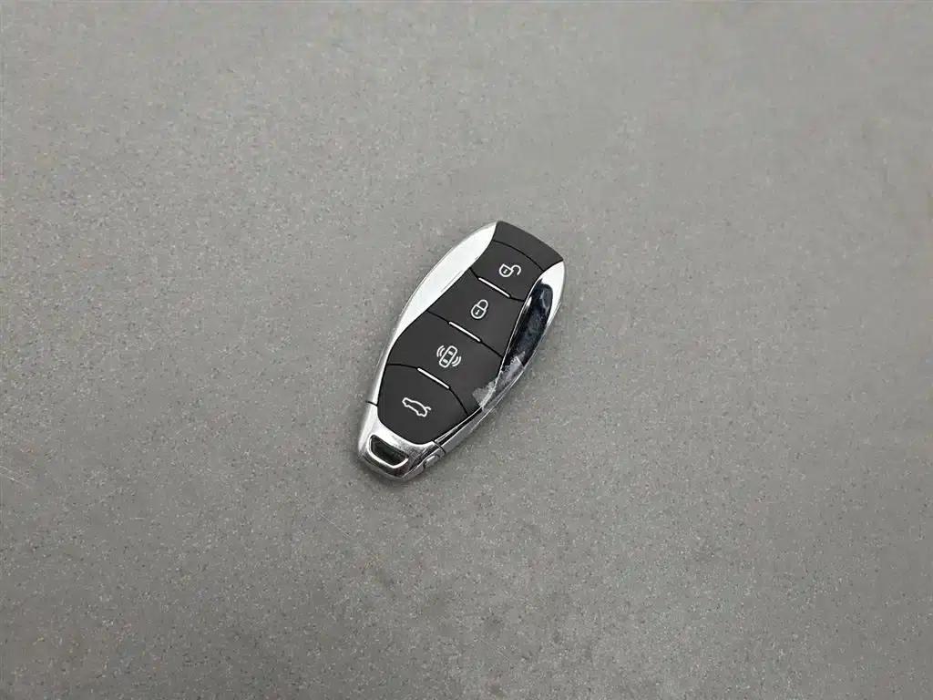 Hongqi HS7 2024 2.0T Automatic 4WD Flagship Edition (7-seater) — миниатюра 14