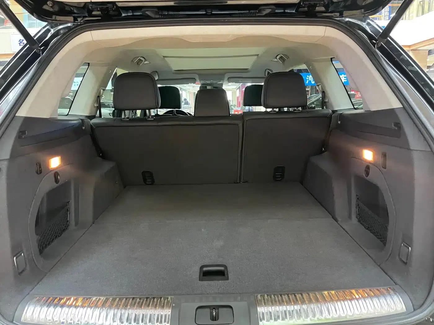 Hongqi HS7 2022 3.0T Automatic 4WD Intelligent Flagship Edition (5-seater) — миниатюра 9